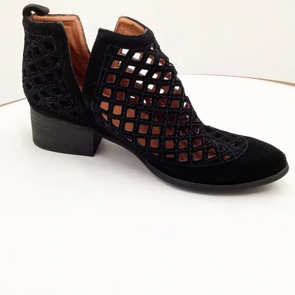 {Jeffrey Campbell}Taggart Ankle Bootie - Picture 10 of 10